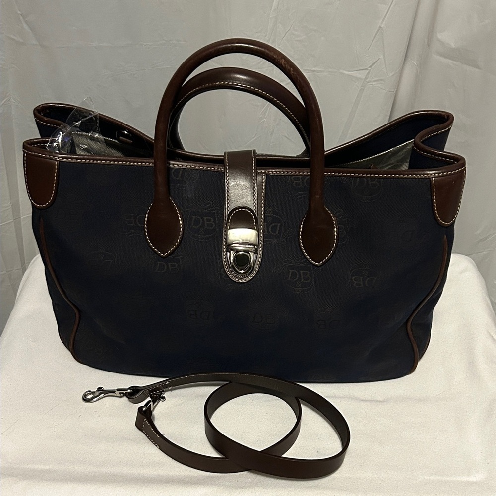 Elegant Vintage Dooney & Bourke Brown and Navy womens satchel Bag